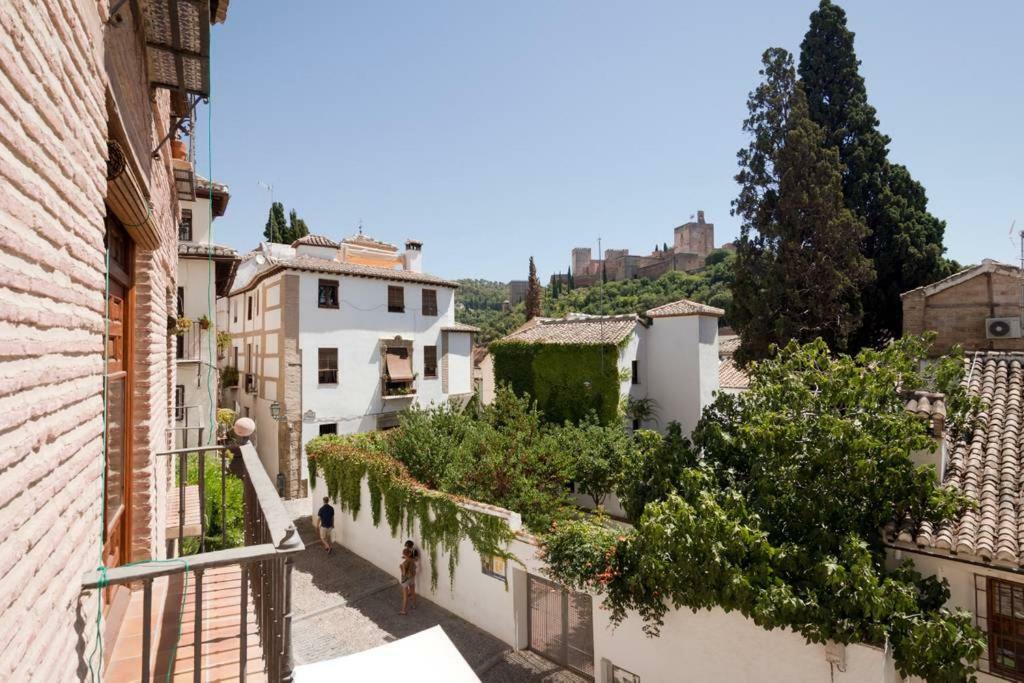 Апартаменты Breathtaking Alhambra View Balconies, Albaizyn Гранада Экстерьер фото